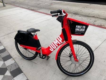 LA発＞大人気☆レンタル電動スクーター＆バイクを安全に利用